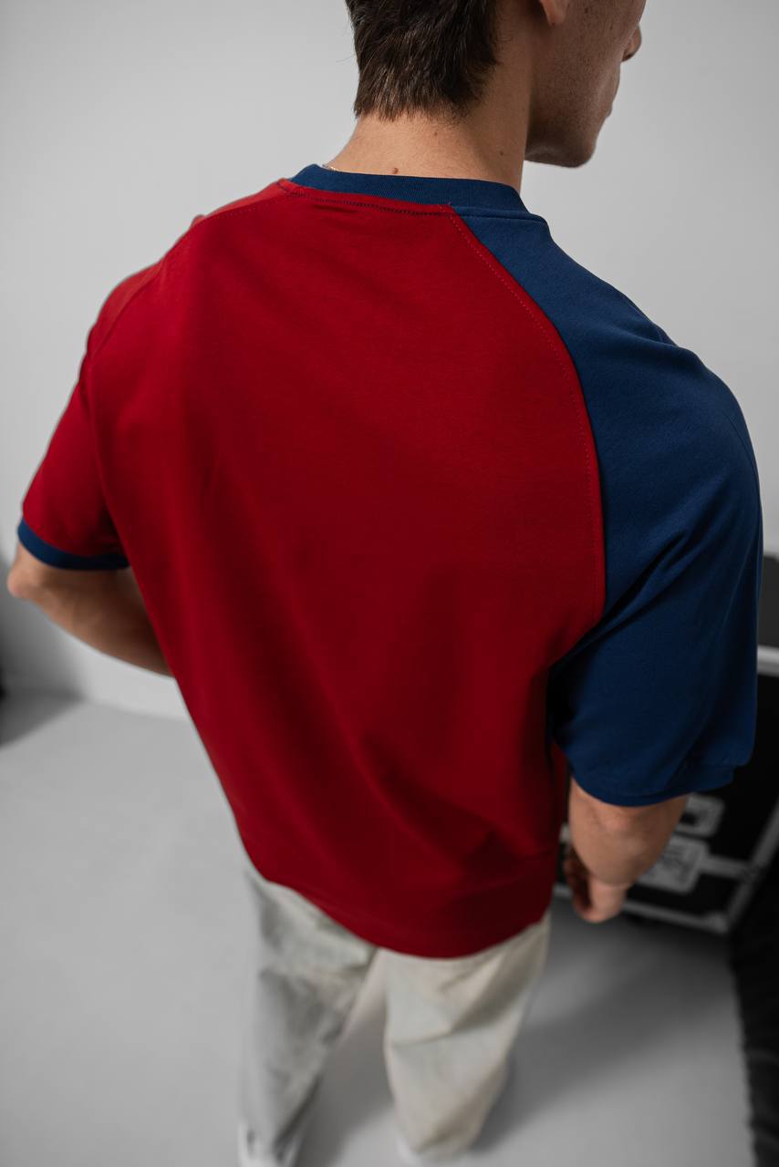 Vintage 2000-2001 Barcelona home jersey showcasing iconic blue and red Blaugrana stripes in a classic football design.