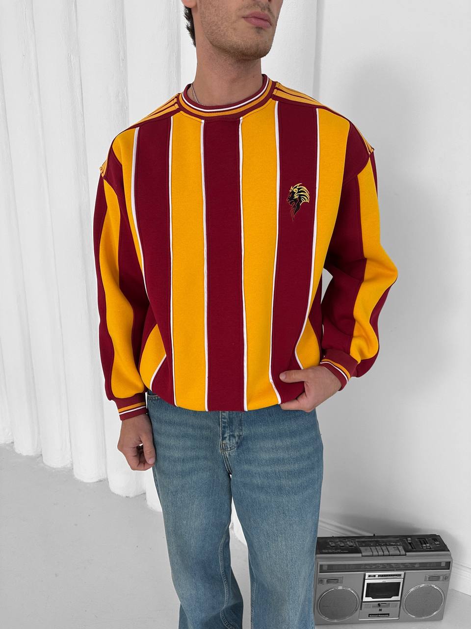 90s Vertical Stripe Crewneck Sweatshirt – Oversized Retro Blokecore Style