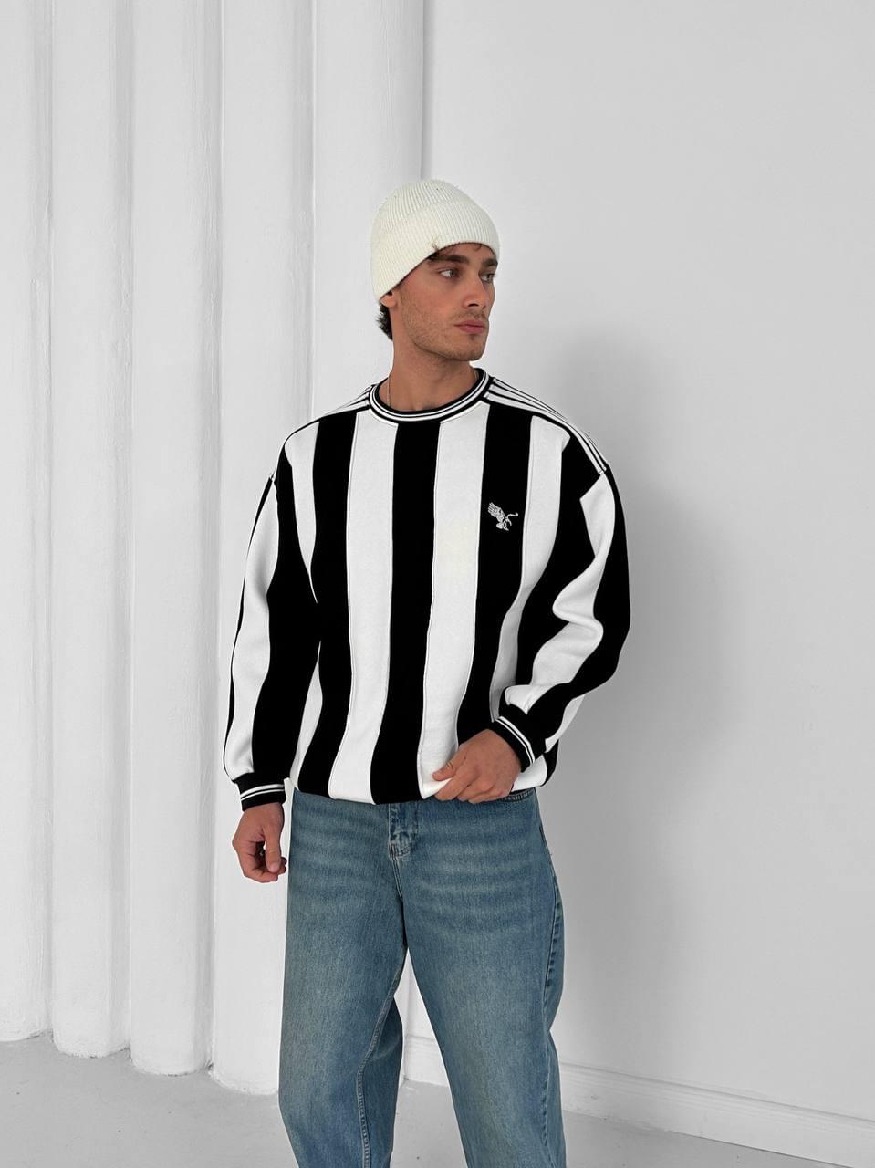 90s Vertical Stripe Crewneck Sweatshirt – Oversized Retro Blokecore Style.