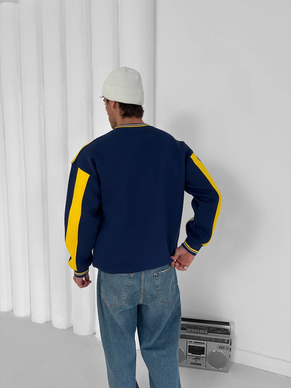 90s Vertical Stripe Crewneck Sweatshirt – Oversized Retro Blokecore Style