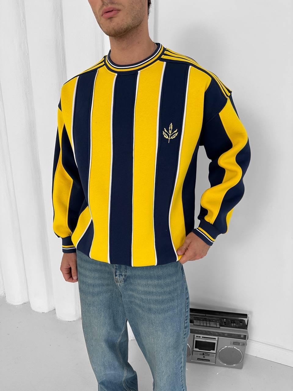 90s Vertical Stripe Crewneck Sweatshirt – Oversized Retro Blokecore Style.