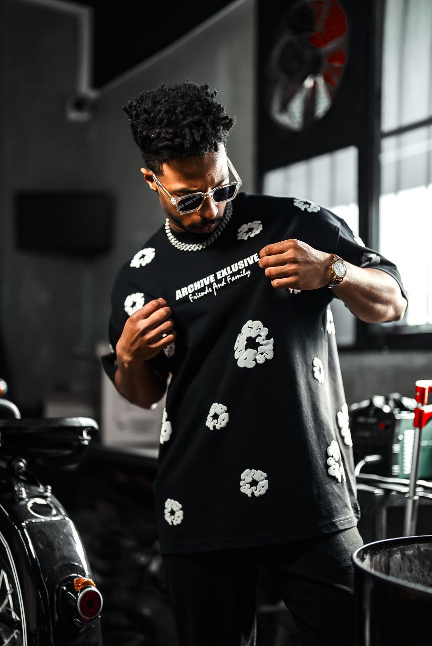 Archive Exclusive Friends and Family Graphic Cotton Tee