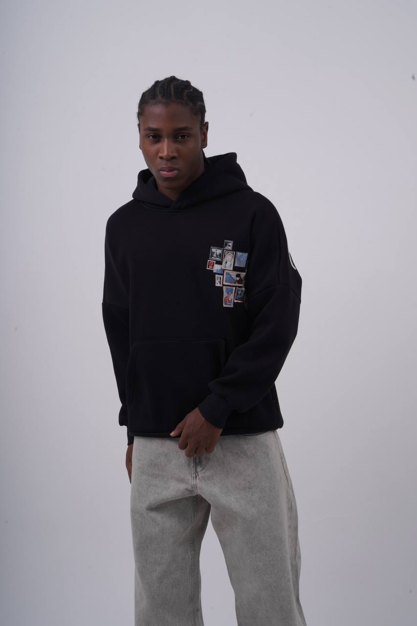 Baroque Statue Graphic Oversized Hoodie – Artistic Unisex Streetwear