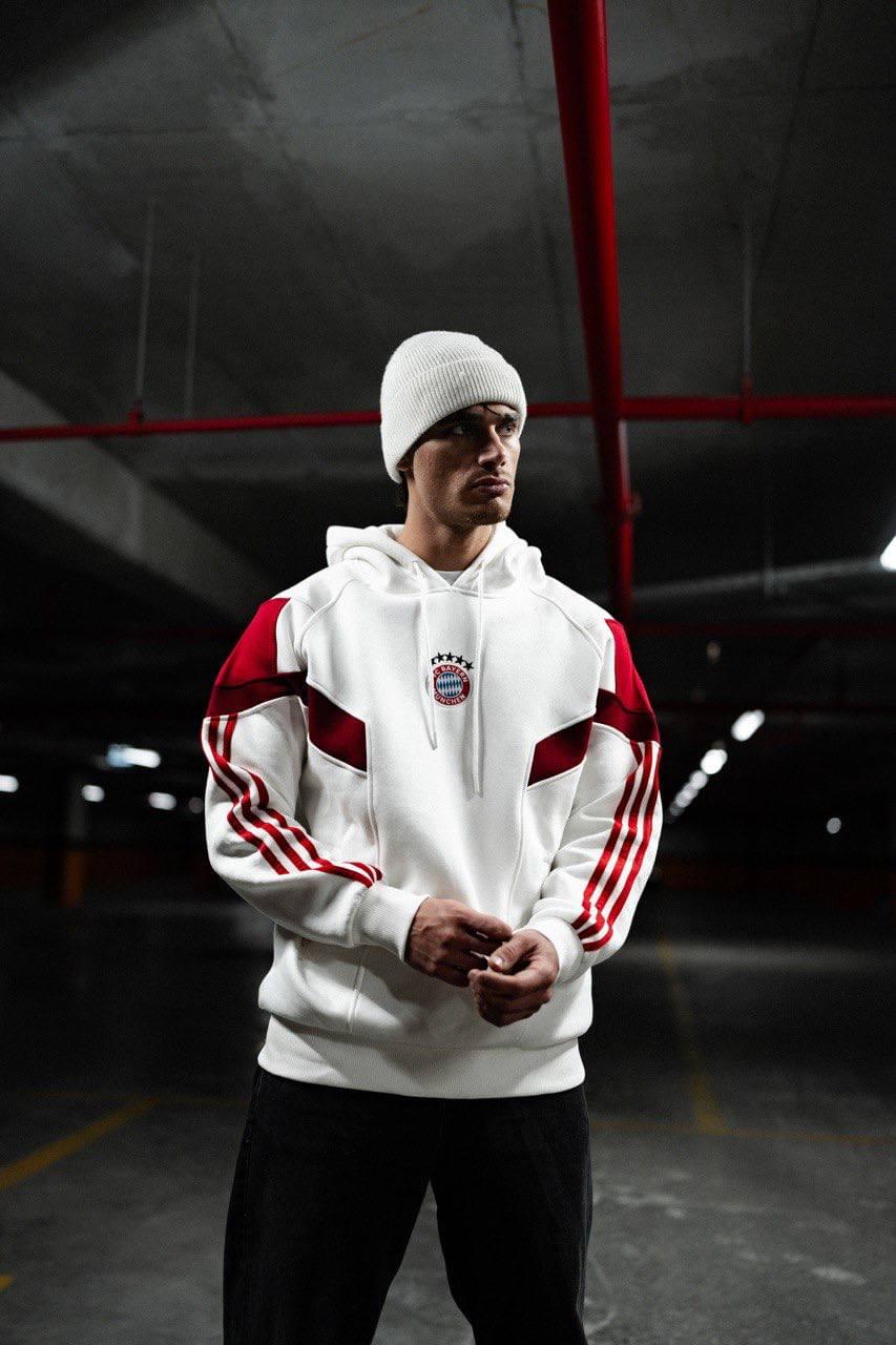 FC Bayern Munich Retro Panelled Hoodie.