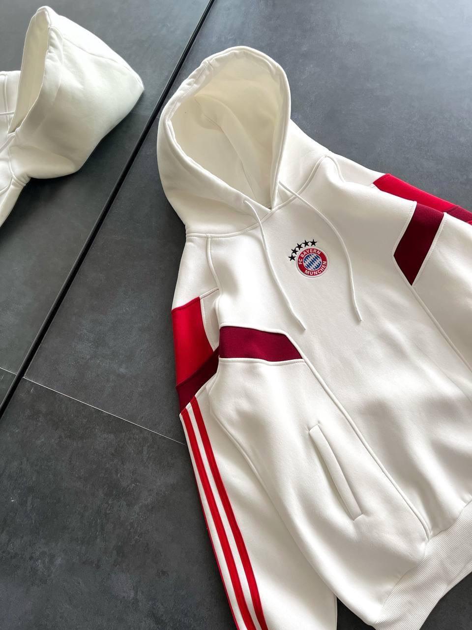 Bayern Munich Logo Hooded Oversized Sweatshirt - Stylish and Comfortable.