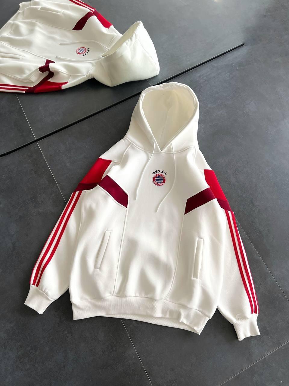 Bayern Munich Logo Hooded Oversized Sweatshirt - Stylish and Comfortable.