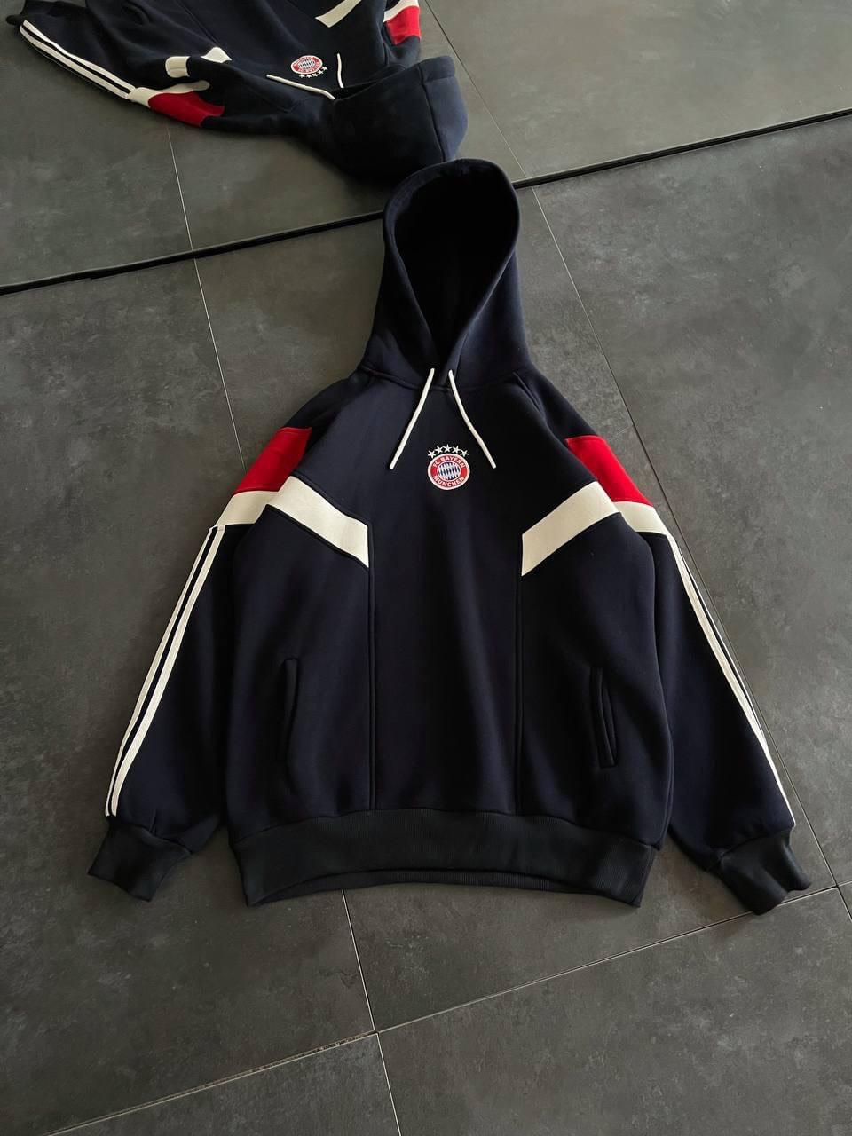 Bayern Munich Logo Hooded Oversized Sweatshirt - Stylish and Comfortable.