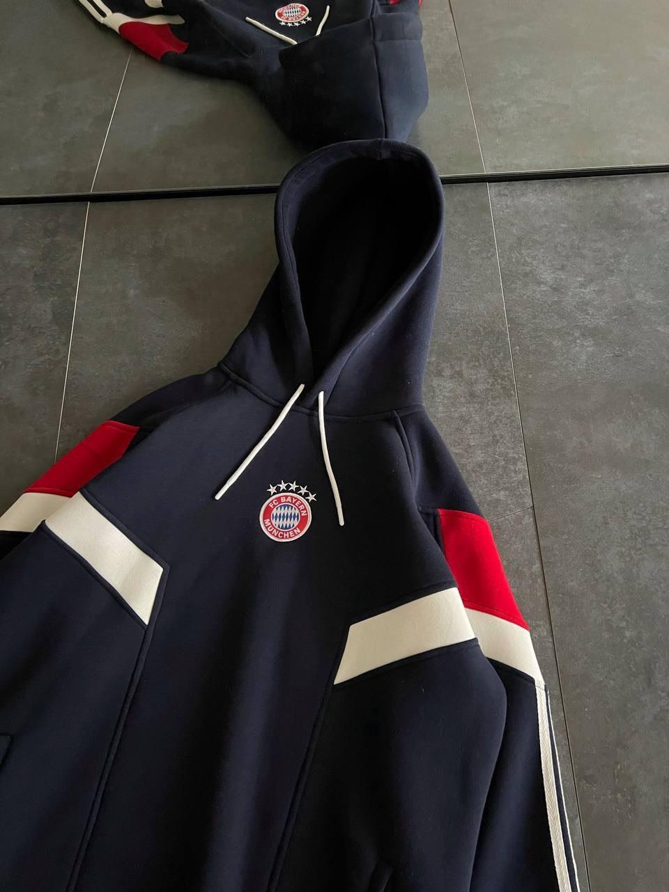 Bayern Munich Logo Hooded Oversized Sweatshirt - Stylish and Comfortable.