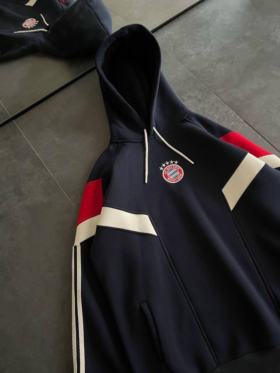 Bayern Munich Logo Hooded Oversized Sweatshirt - Stylish and Comfortable.