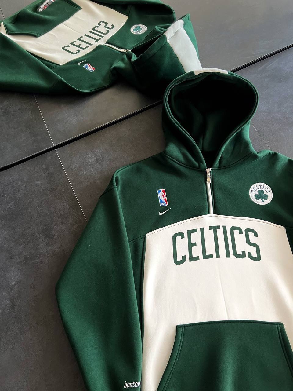 Boston Celtics Oversized Hoodie with Pockets