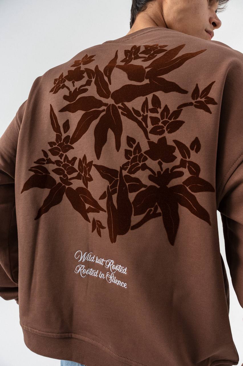 Botanical Graphic Oversized Sweatshirt – Wild but Rooted