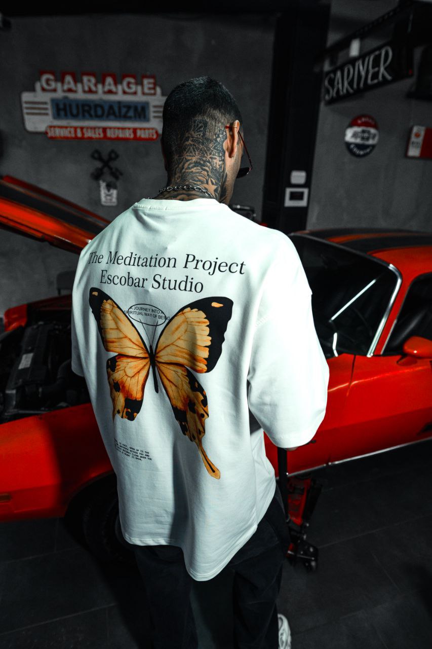 Butterfly T-Shirt - Artistic Graphic Tee