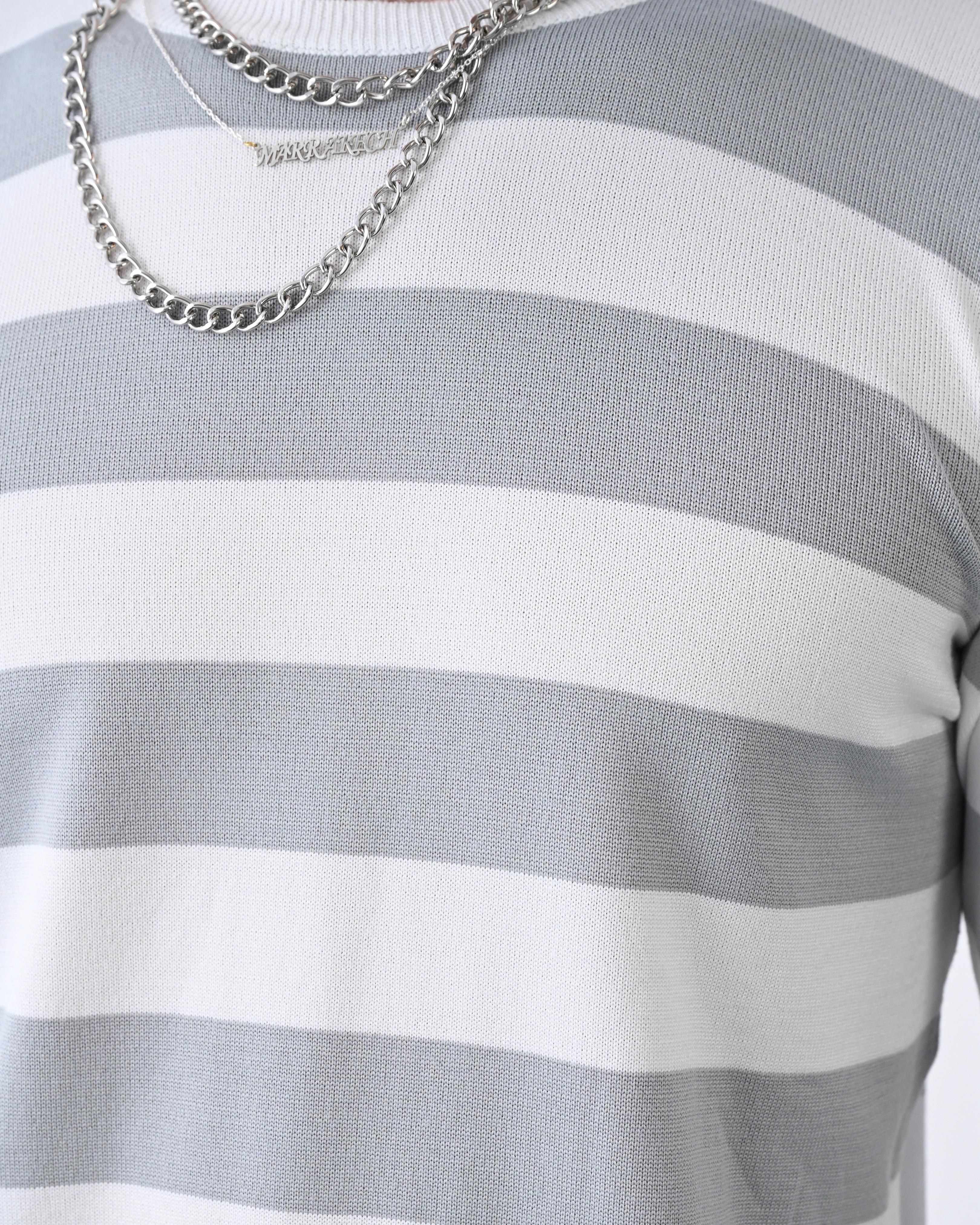 Casual Men's Knitwear with Dual-Tone Stripe Detail