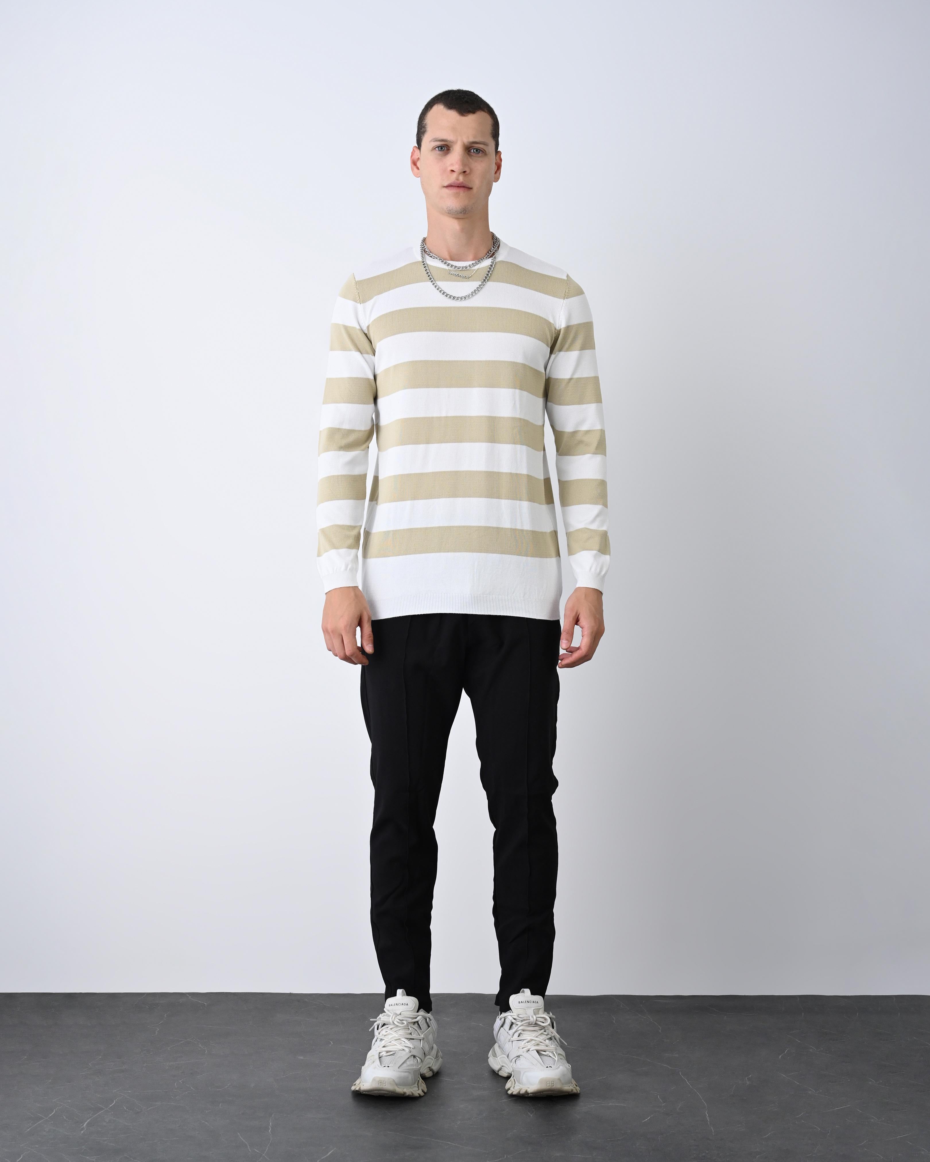 Casual Men's Knitwear with Dual-Tone Stripe Detail