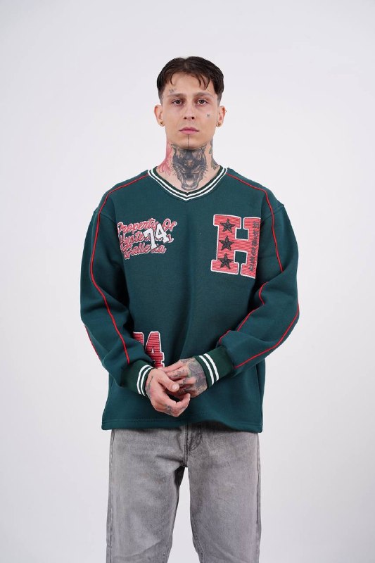 Hysteria 74 Varsity Oversized Sweatshirt in Green - front view