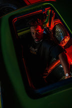 Daffy Duck GROVA T-Shirt - Stylish Cartoon Graphic Tee