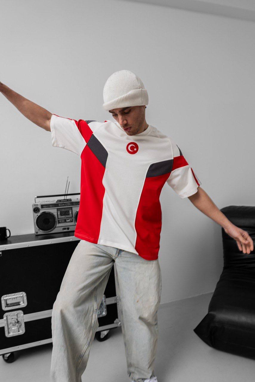 Deftlouwear Oversize T-Shirt - Style and Comfort in Every Move