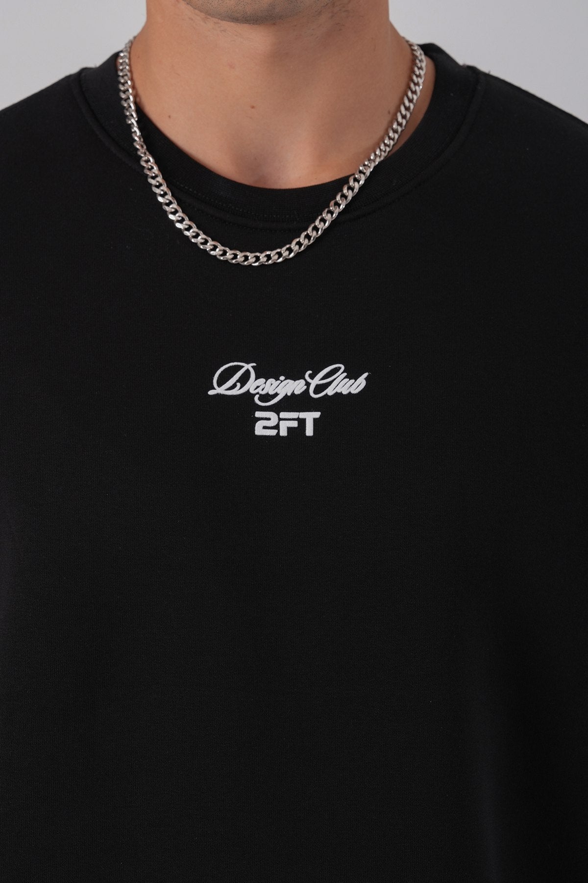 Design Club' Oversized Sweatshirt: The New Icon of Urban Style