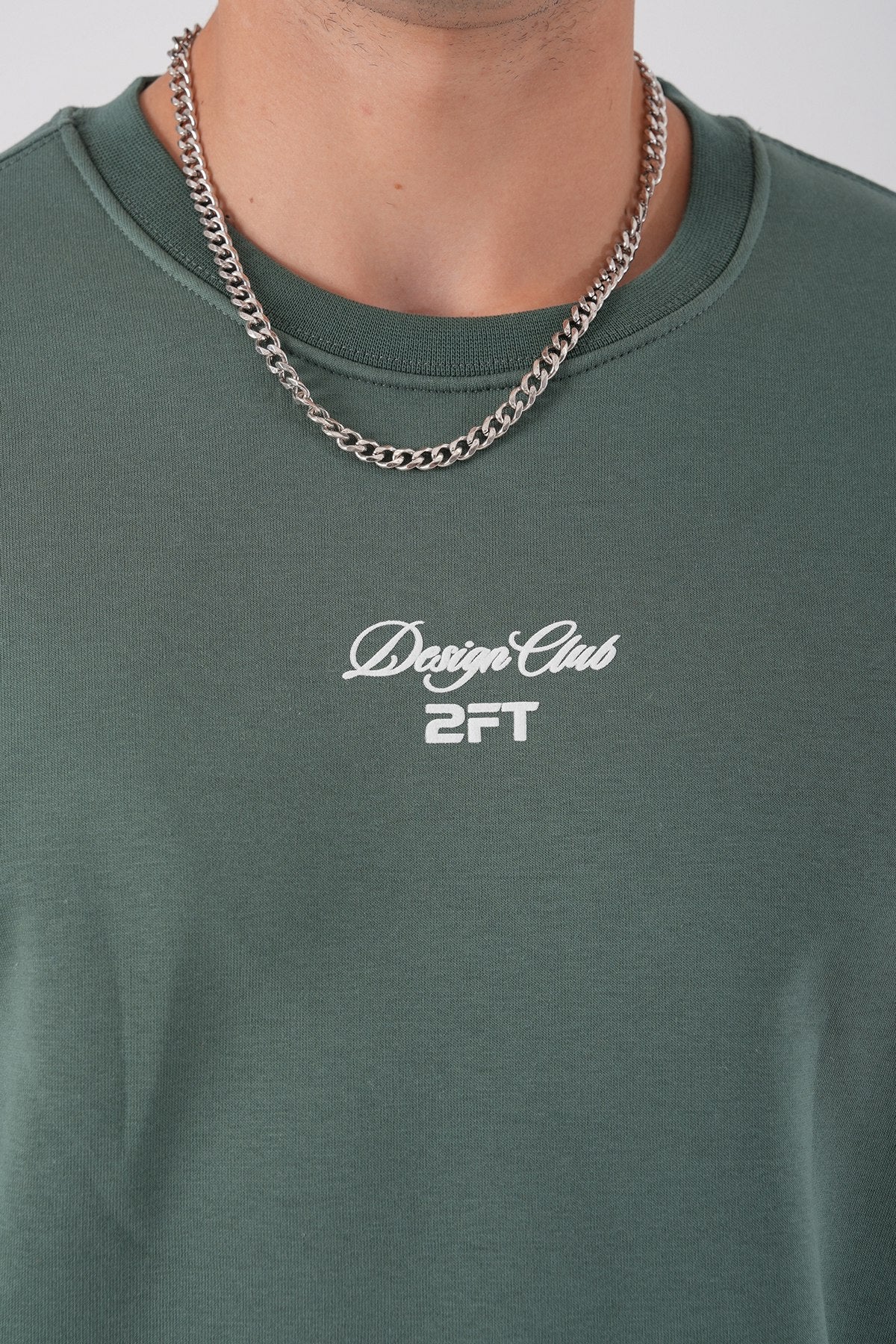 Design Club' Oversized Sweatshirt: The New Icon of Urban Style