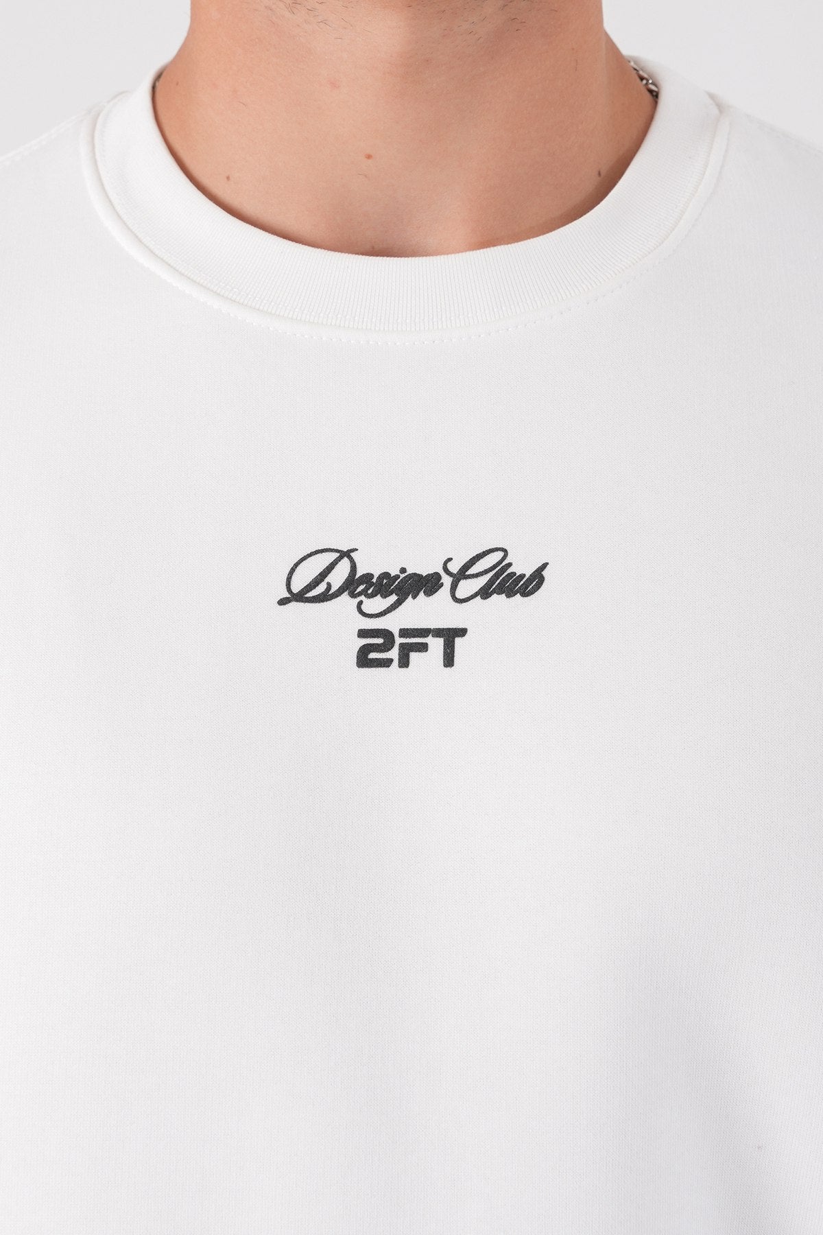 Design Club' Oversized Sweatshirt: The New Icon of Urban Style