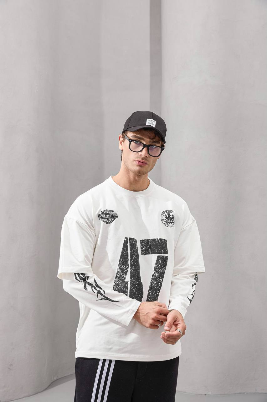 Double-Layer "47" Graphic Long Sleeve Tee
