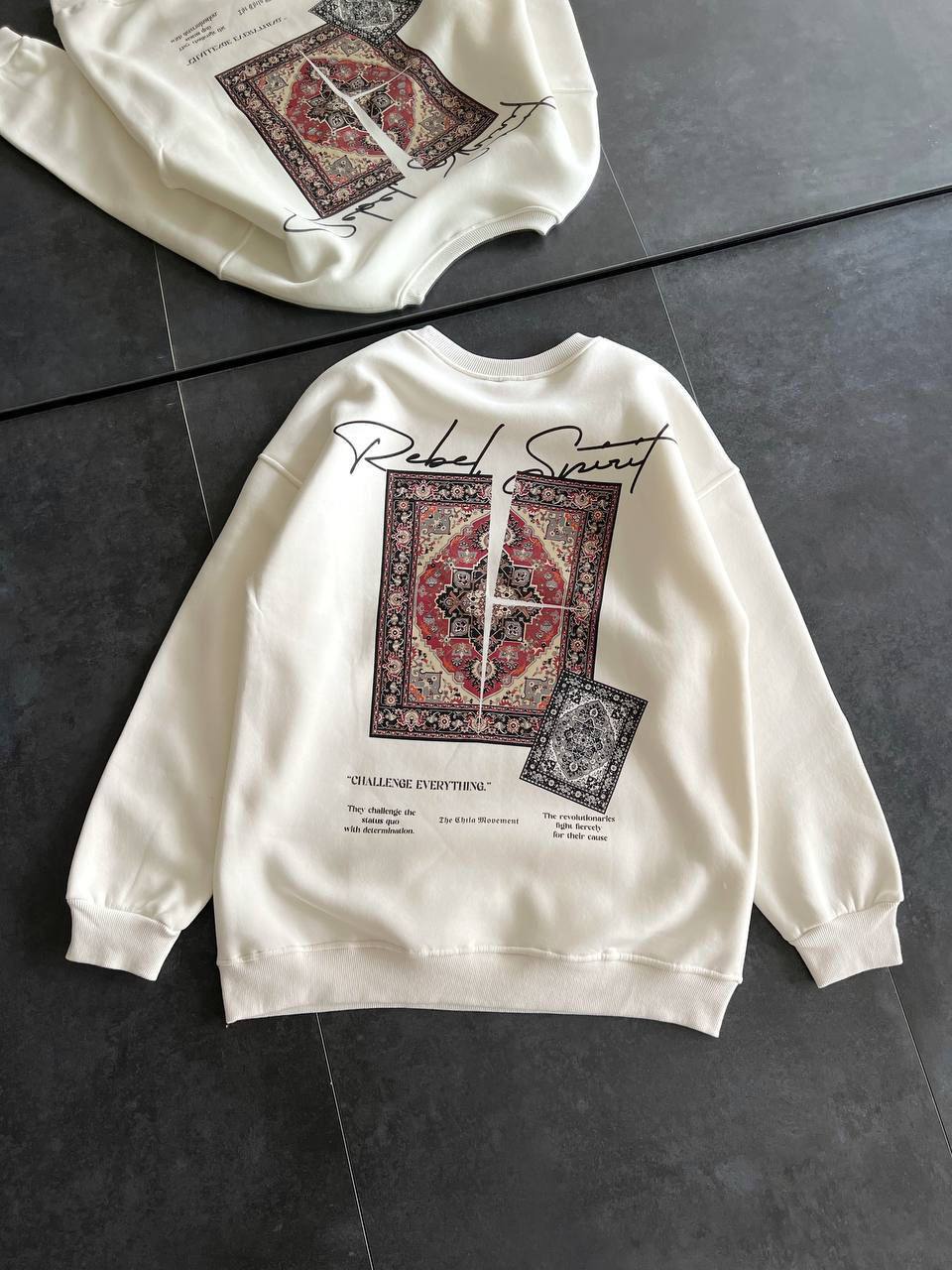 Ethnic Rug Pattern Oversized Sweatshirt - Cozy and Stylish Streetwear