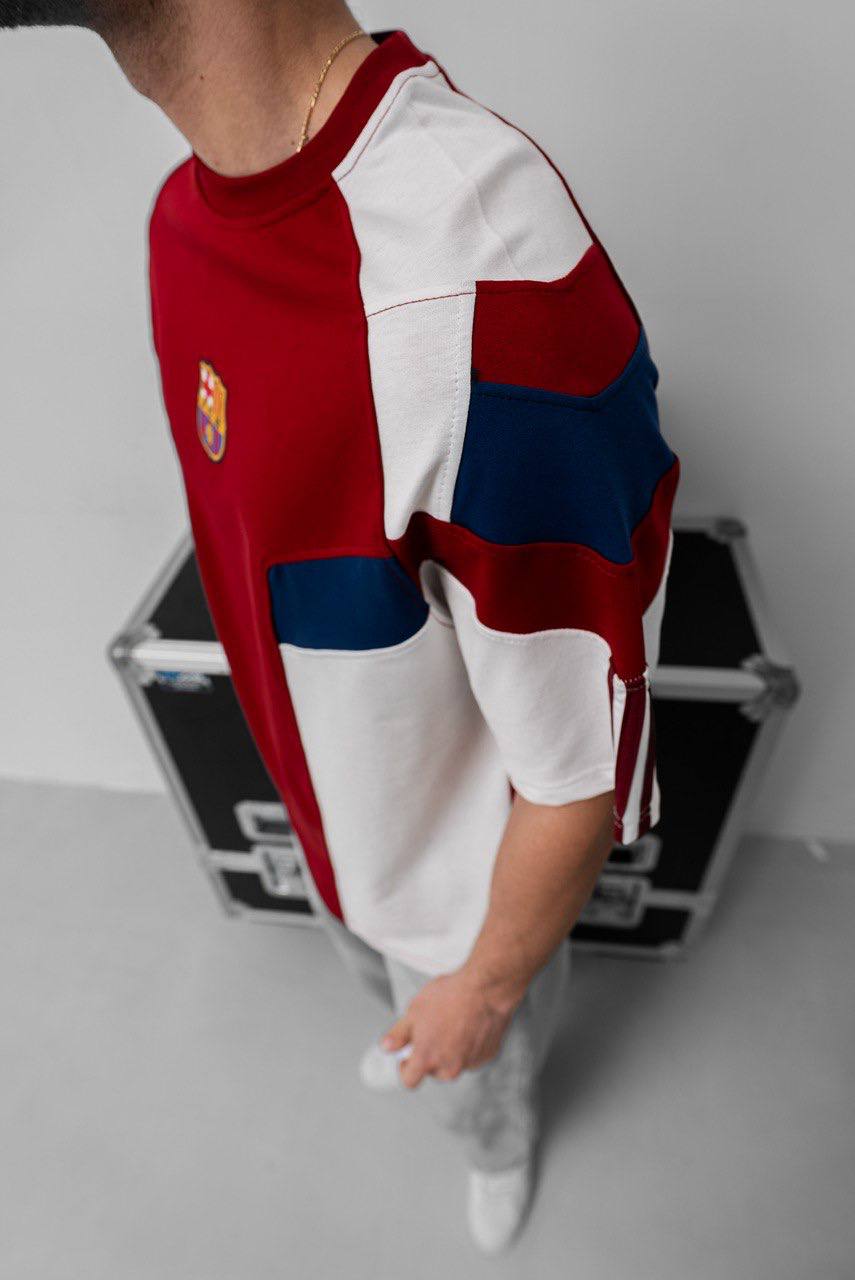 FC Barcelona Logo T-Shirt - Style and Club Allegiance