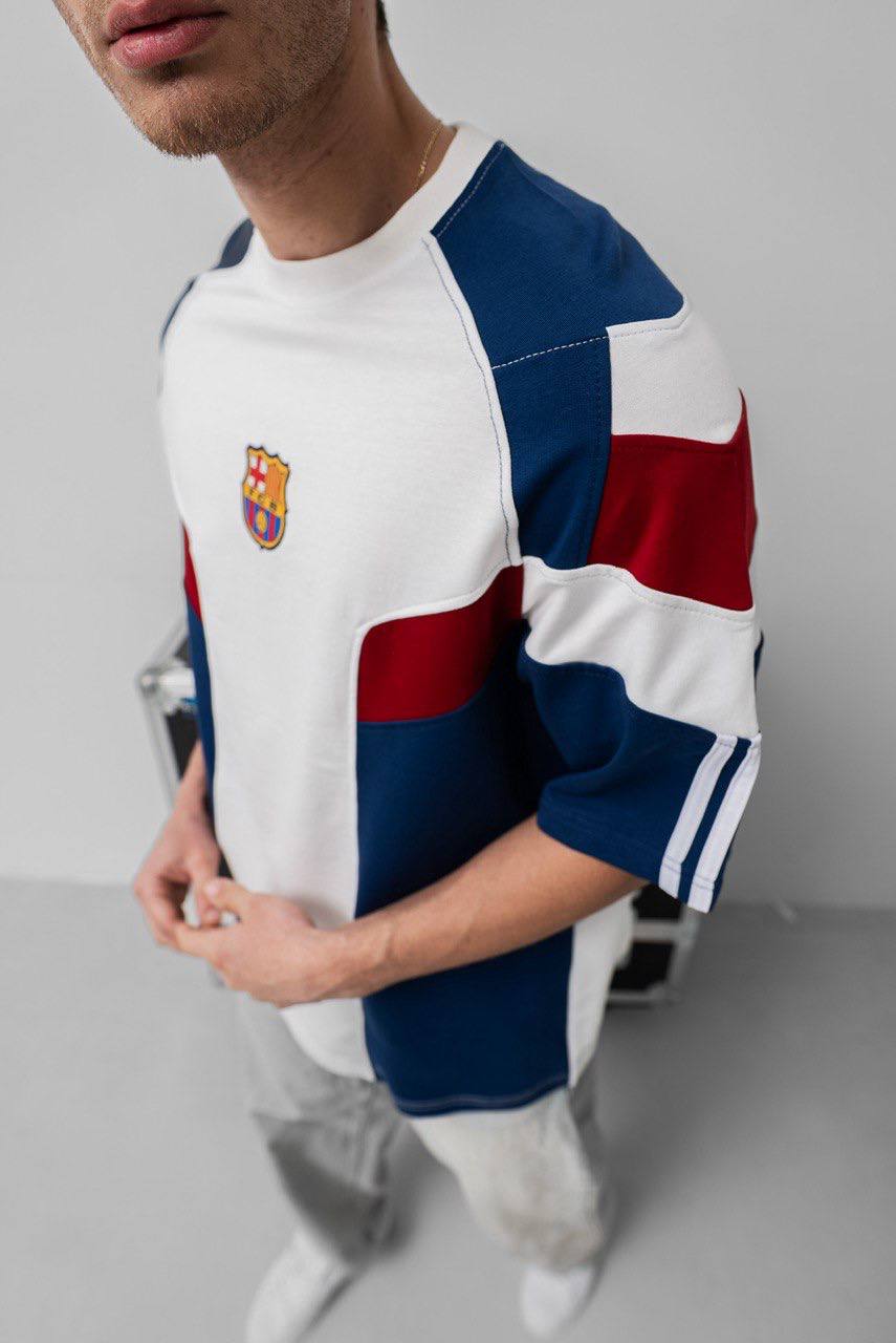 FC Barcelona Logo T-Shirt - Style and Club Allegiance