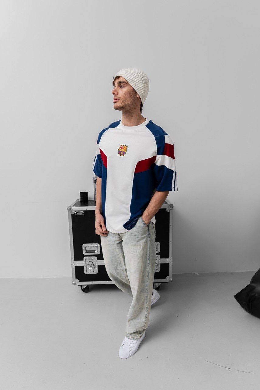 FC Barcelona Logo T-Shirt - Style and Club Allegiance