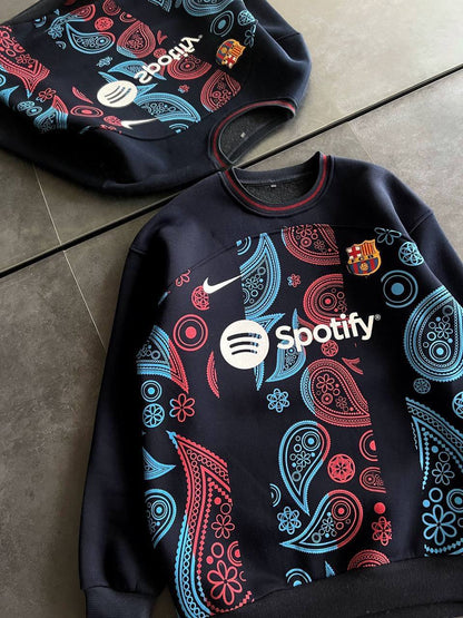 FC Barcelona Oversized Sweatshirt - Iconic Logo Casual Sportswear