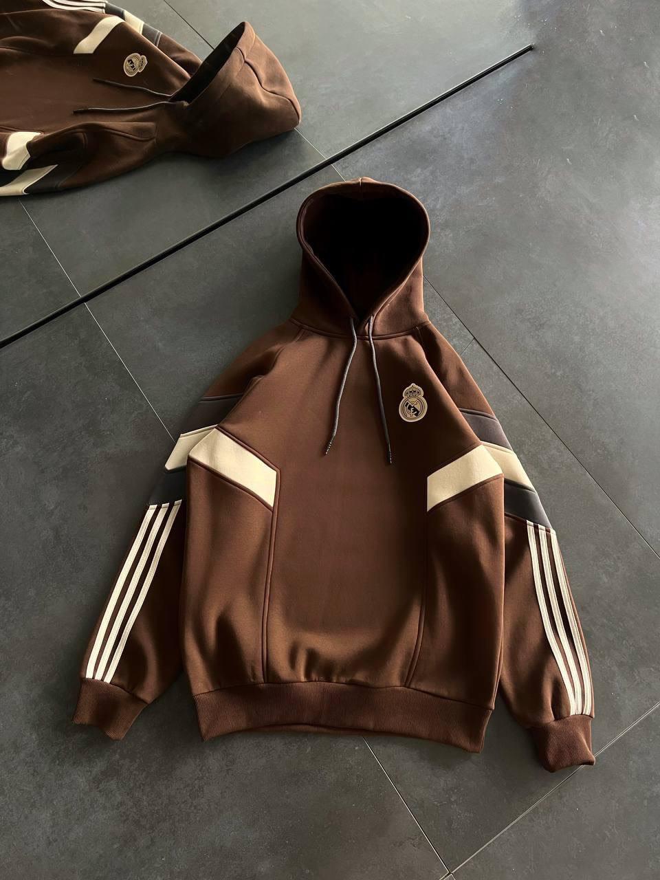 Real Madrid Hooded Oversized Sweatshirt - Stylish and Comfortable.