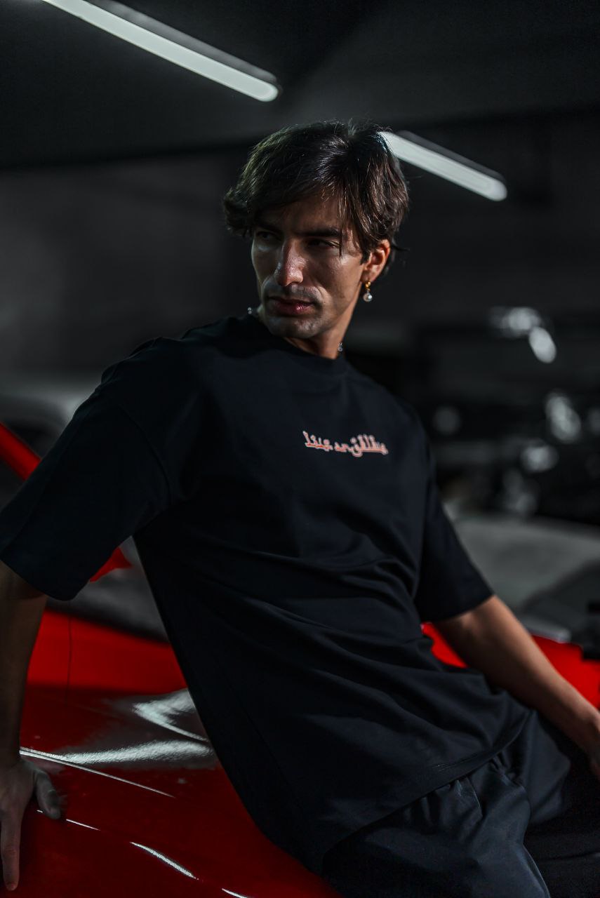 Los Angeles Arabic Script Graphic Cotton Tee