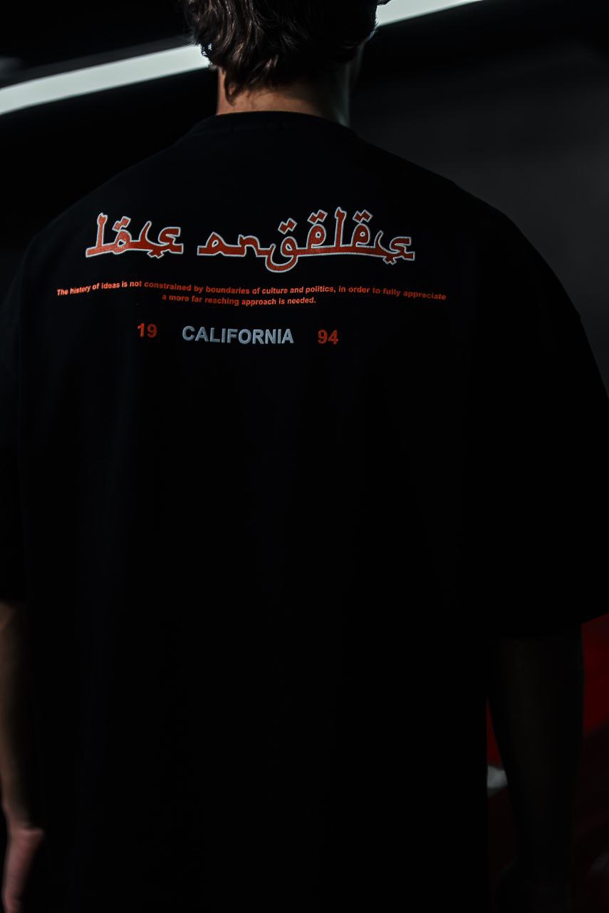 Los Angeles Arabic Script Graphic Cotton Tee