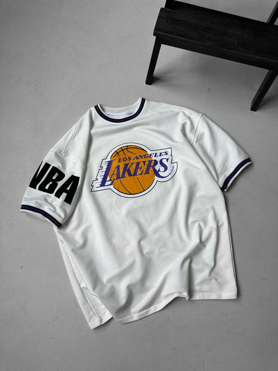 Los Angeles Lakers NBA Graphic Tee - Vintage Style Basketball T-Shirt - Retro Sports Top