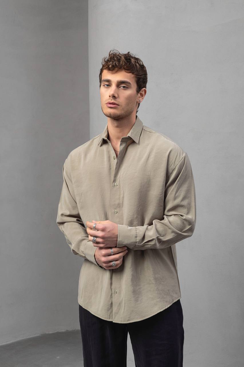 Classic Long Sleeve Shirt
