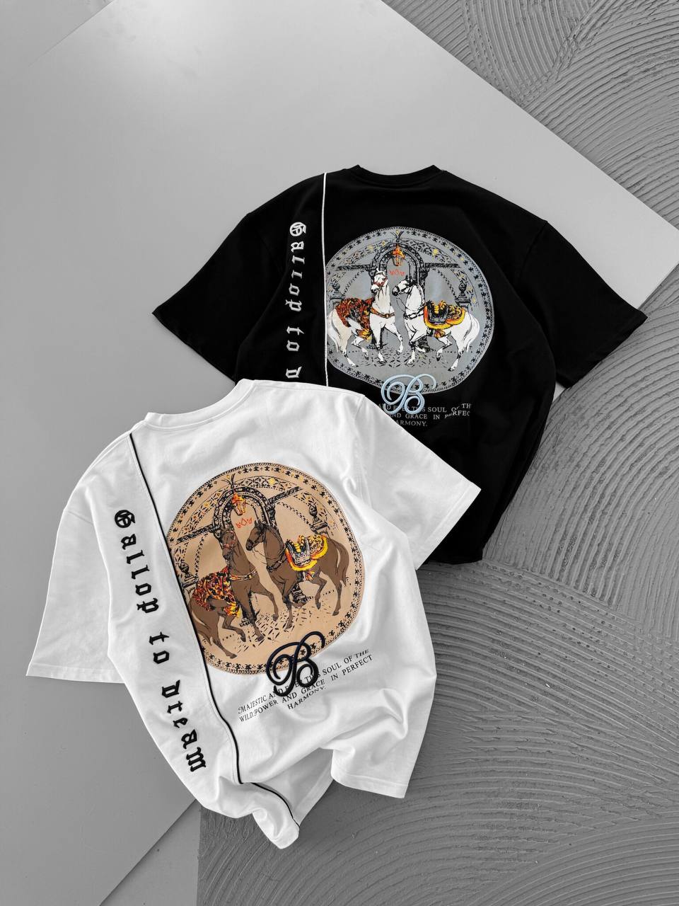 Men's Cotton T-Shirt with Detailed Back Print / Horse & Rider Graphic Tee