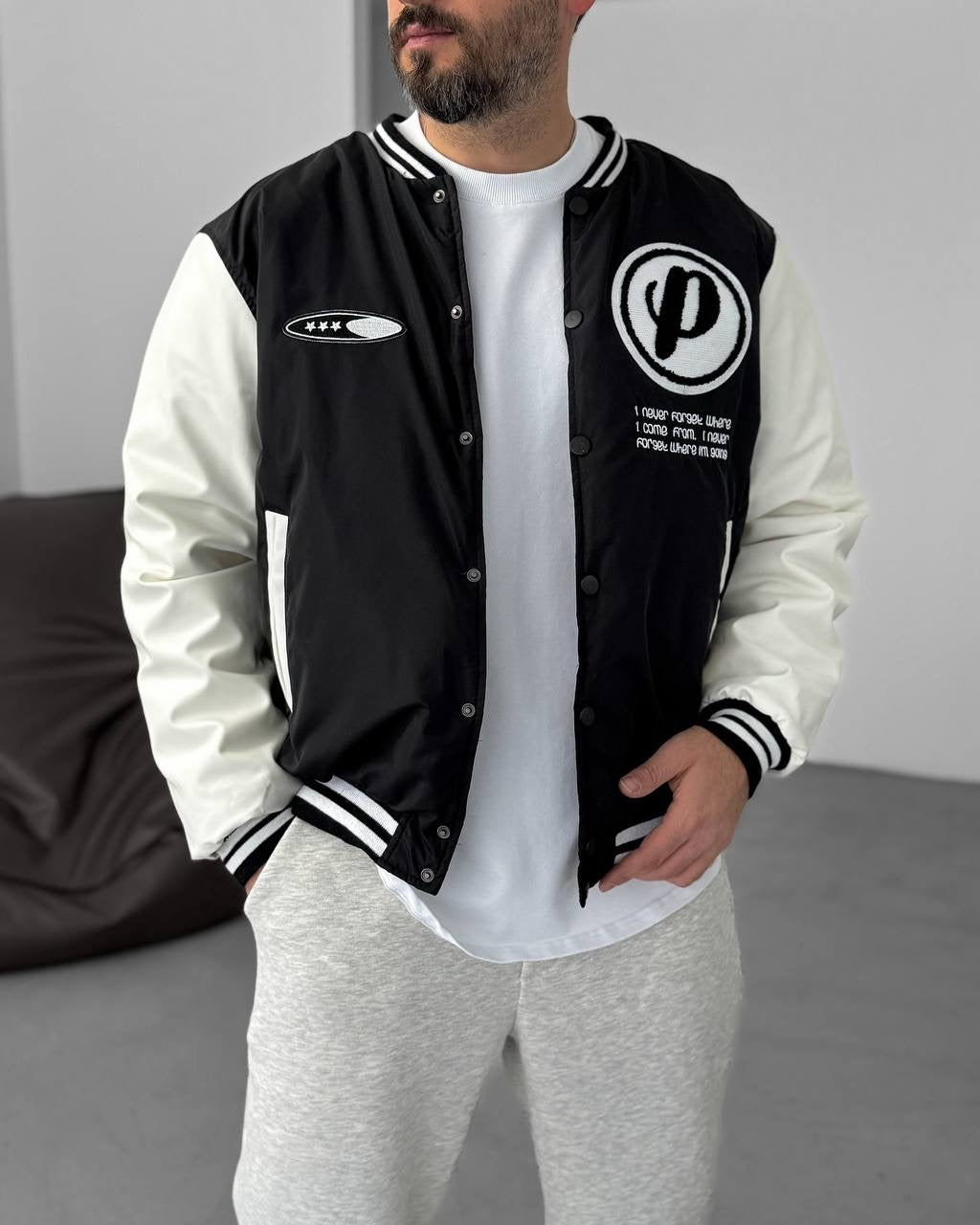 Men's Oversized Buttoned Pocket Sweatshirt