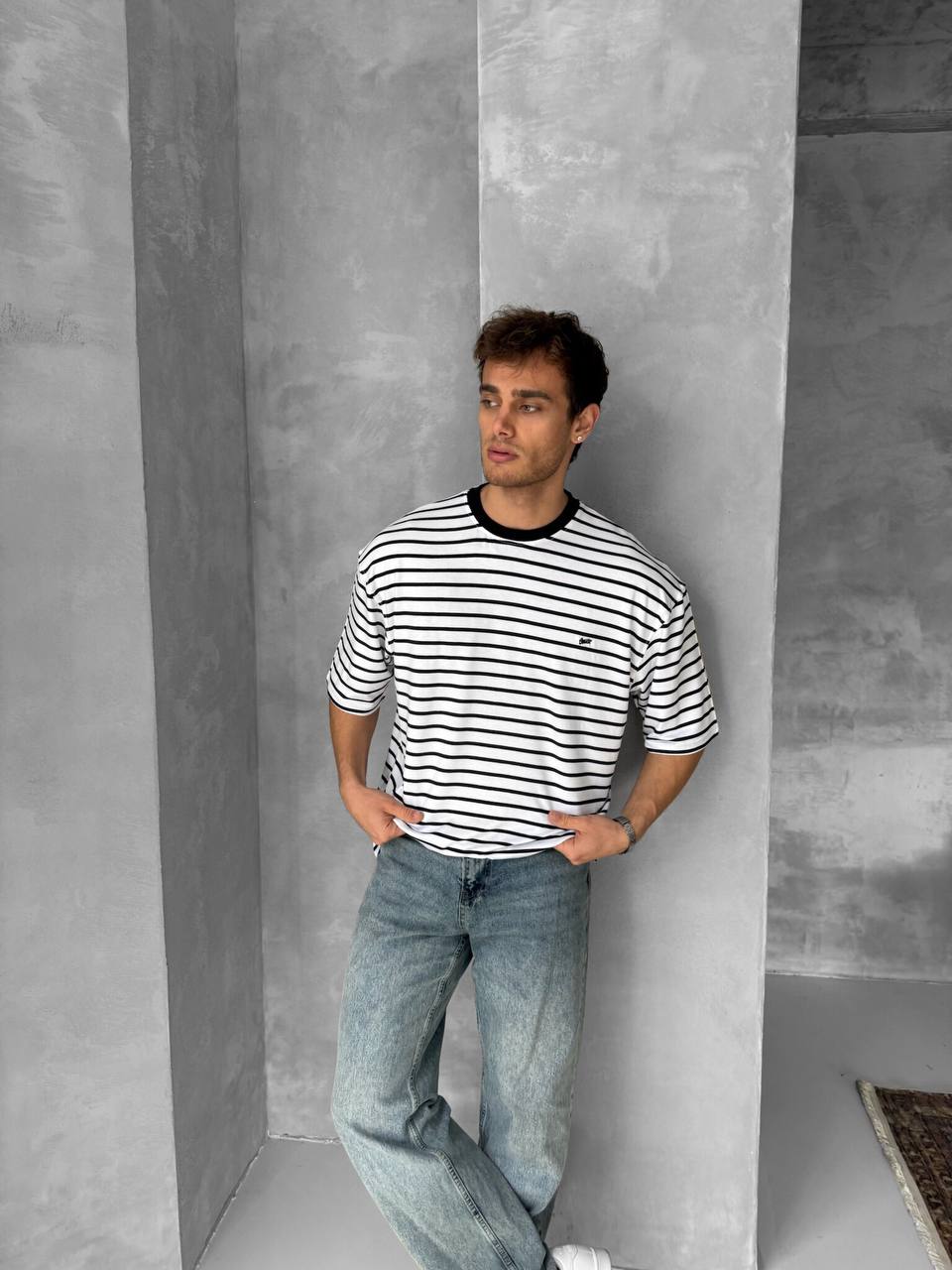 Men's Striped Cotton T-Shirt / Classic Black White Stripe Tee