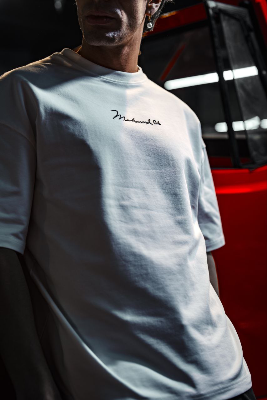 Muhammad Ali Oversized T-Shirt | Vintage Boxing Legend Graphic Tee