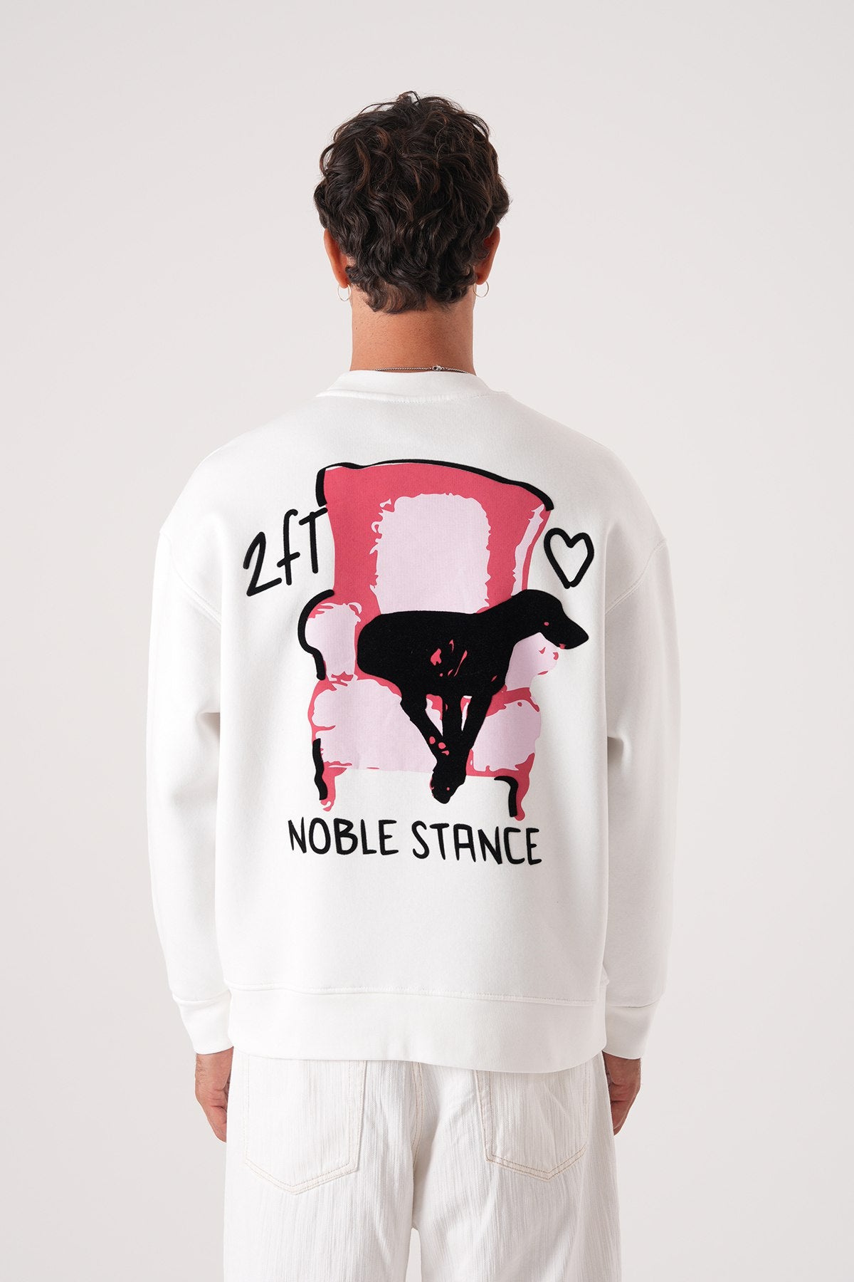 Noble Stance Oversized Sweatshirt: Artistic Heart & Dog Graphic