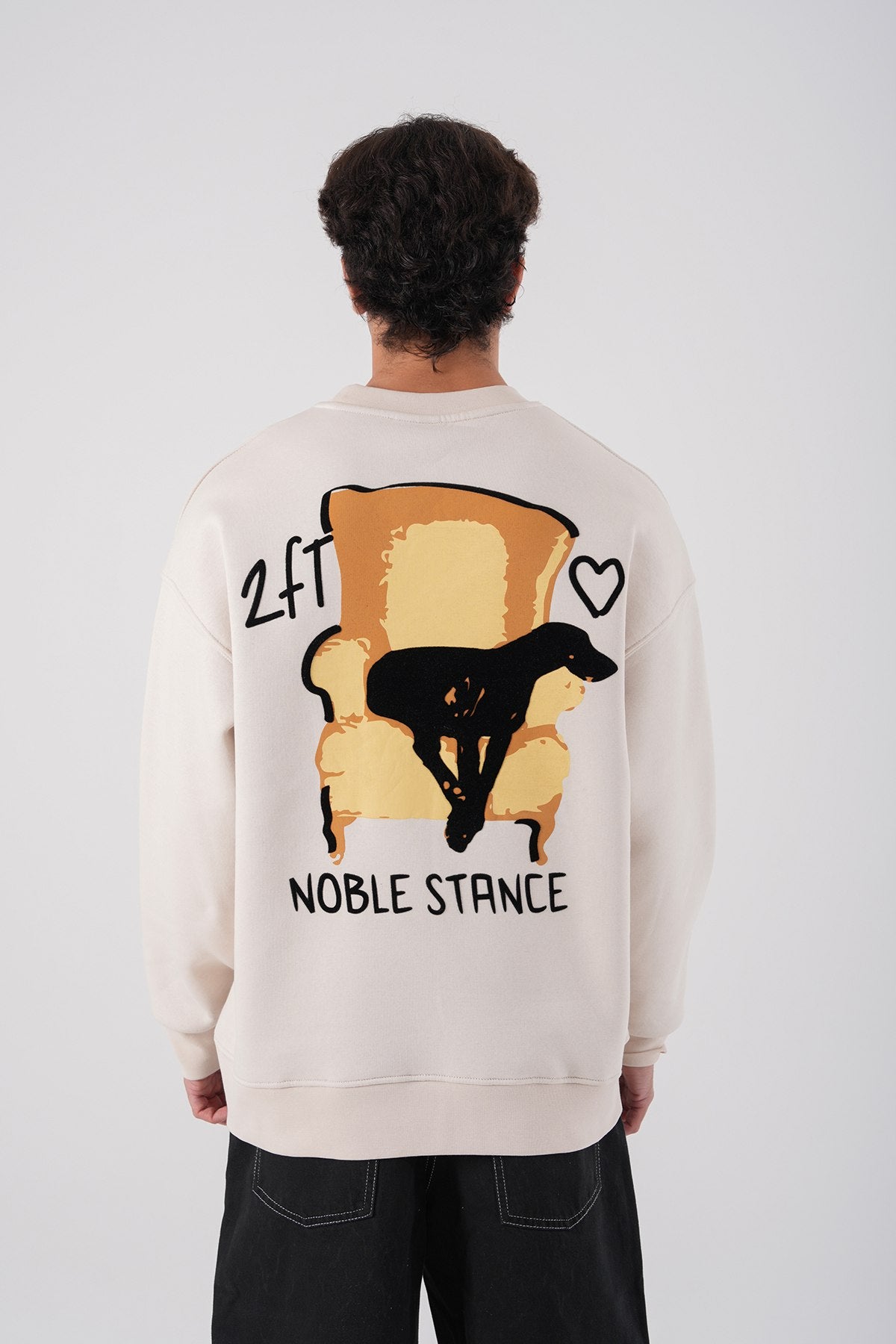 Noble Stance Oversized Sweatshirt: Artistic Heart & Dog Graphic