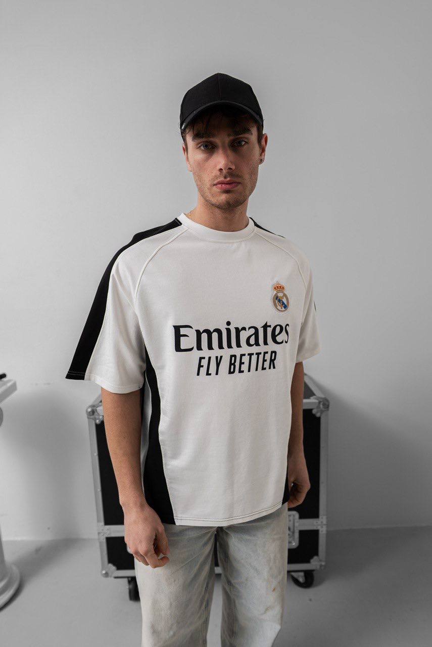 Official Real Madrid 2024/25 Home Jersey - Emirates Fly Better
