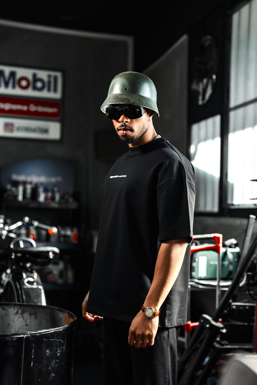 Couture Oversize Cotton T-Shirt – Back Embroidered Streetwear Tee