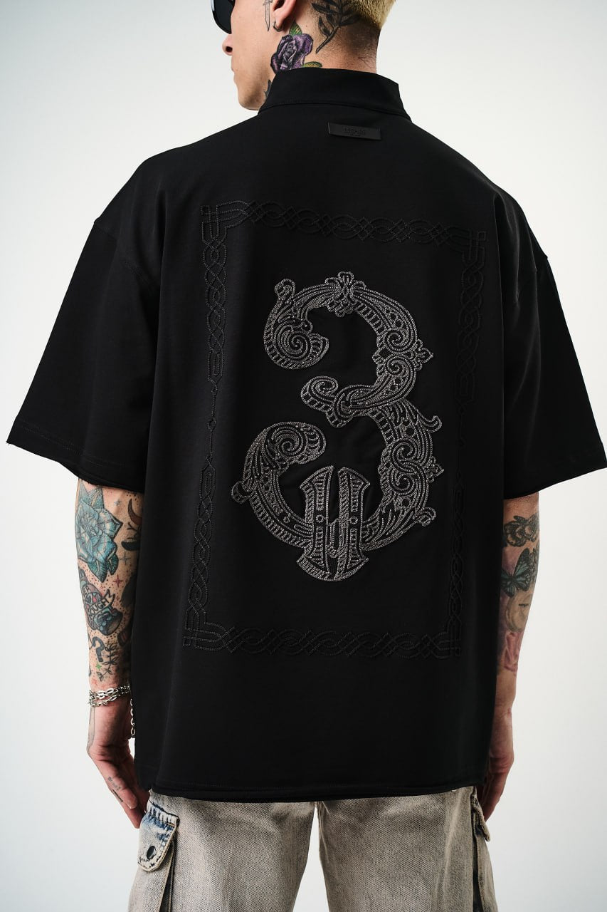 Oversize Cotton Tee - Half-Zip High Neck Chain Graphic Shirt