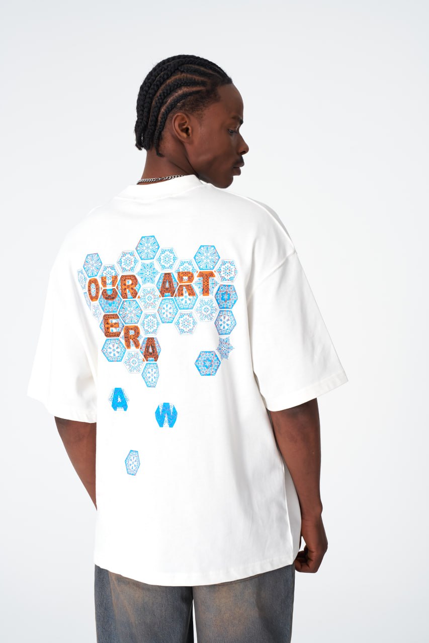 Oversize Cotton Tee / Hexagon Mosaic Graphic Print "OUR ART ERA SAW"