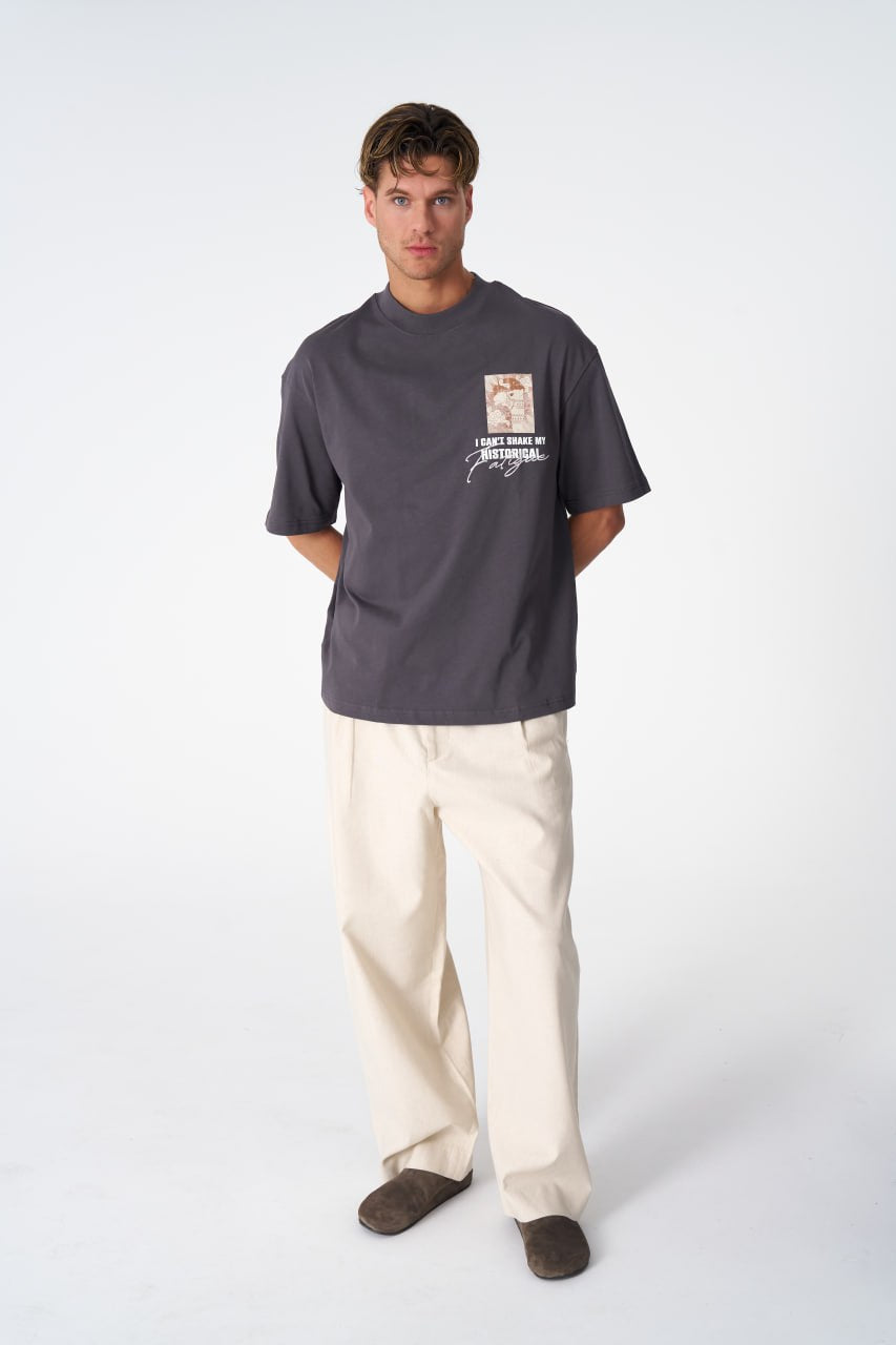 Oversize Cotton Tee / "Historical Fatigue" Framed Scene Graphic Print