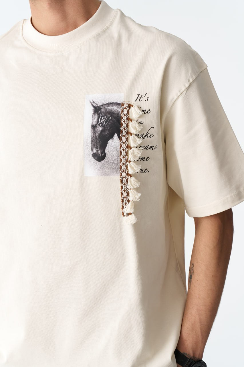 Horse Tassel Graphic Oversize Cotton Tee