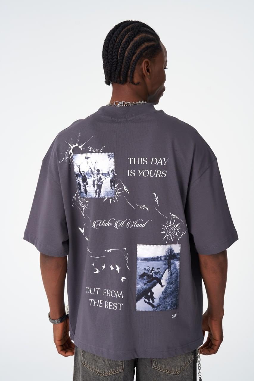 Oversize Cotton Tee / "Make A Stand" Photographic Graphic Print.