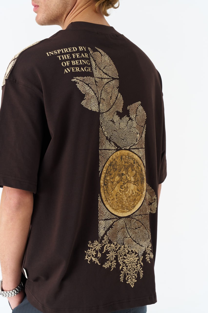Oversize Cotton Tee / Ornate Animal Graphic Print "Fear Of Being Average"