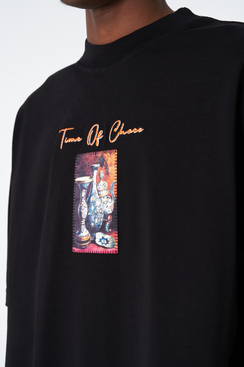 Time Of Chaos Vase Graphic Oversize Cotton Tee